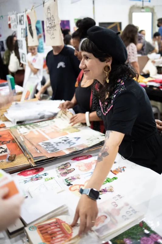 O DOBRA começa com a festa de lançamento nesta sexta-feira (02) e segue com a feira de arte impressa e outras atrações que conectam artistas locais com os de outras cidades