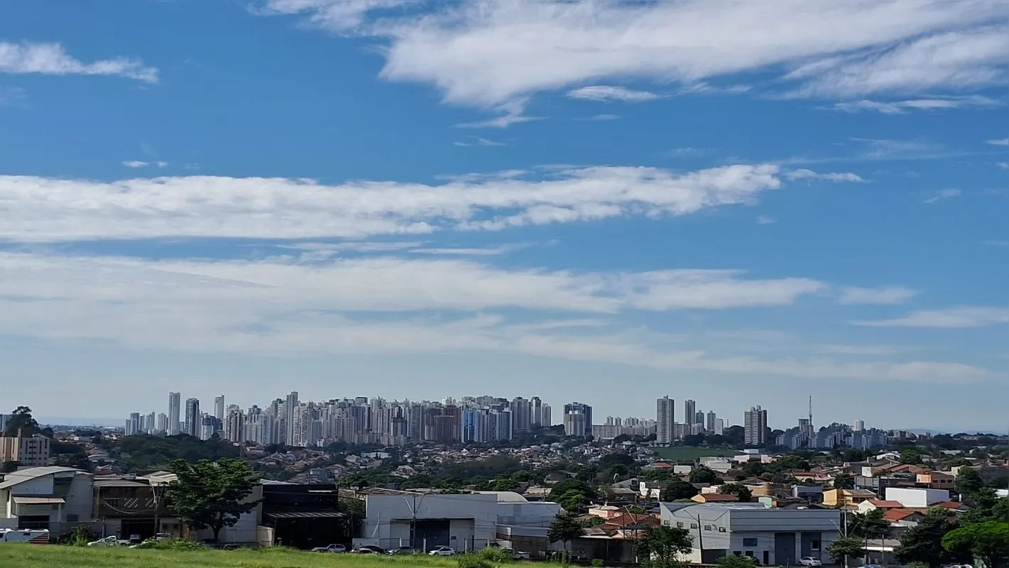 Imagem ilustrativa da imagem Gleba Palhano (Londrina) vista de longe