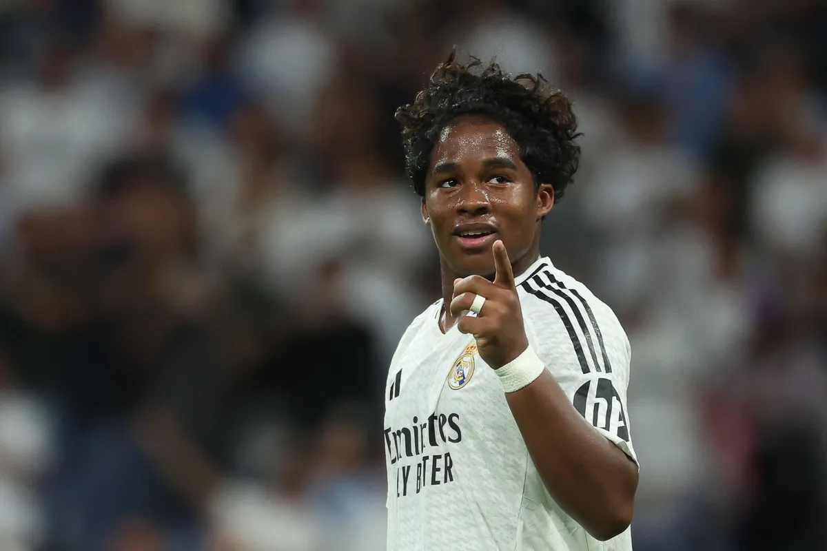 Endrick se tornou o jogador mais jovem a marcar pelo clube espanhol na Champions