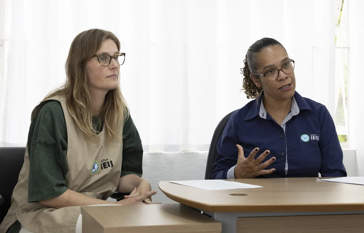 Roberta Sonnberger e Aithana Luz da Silva Rabelo destacam o processo de aprendizado fundamentado em perguntas