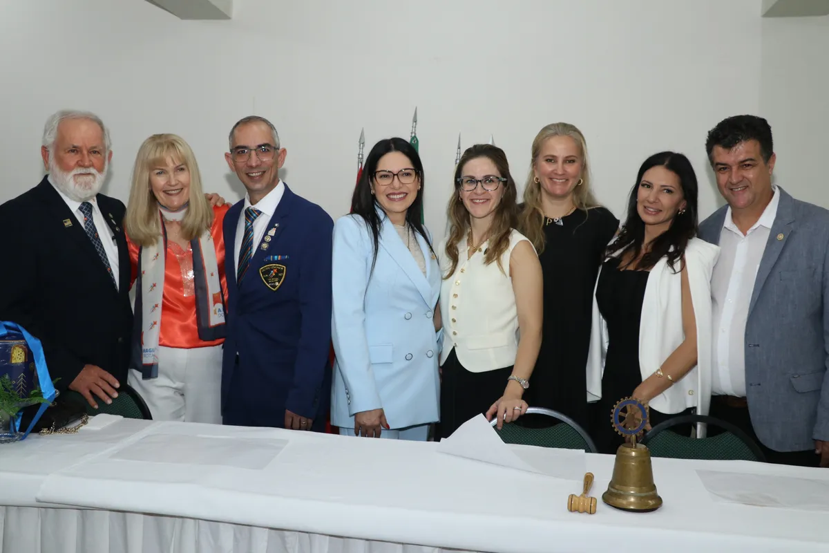 Otavio F Scandelae, Terezinha S Scandelae, Renato Rezende Egea, Franciane Rezende Egea, Patricia Scandelae, Priscila Scandelae e Ana Claudia Batista com Alex Gonçalves