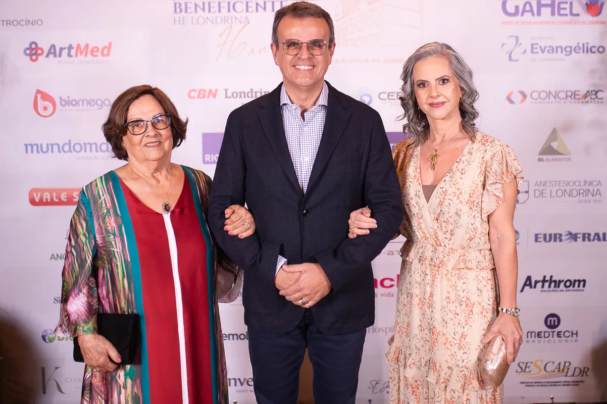 Leontina Garcia Montosa, Rodolfo Montosa e Cibele Montosa