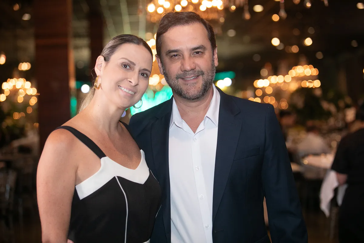 Nicole Borghesi Coutinho e Orlando Coutinho Filho