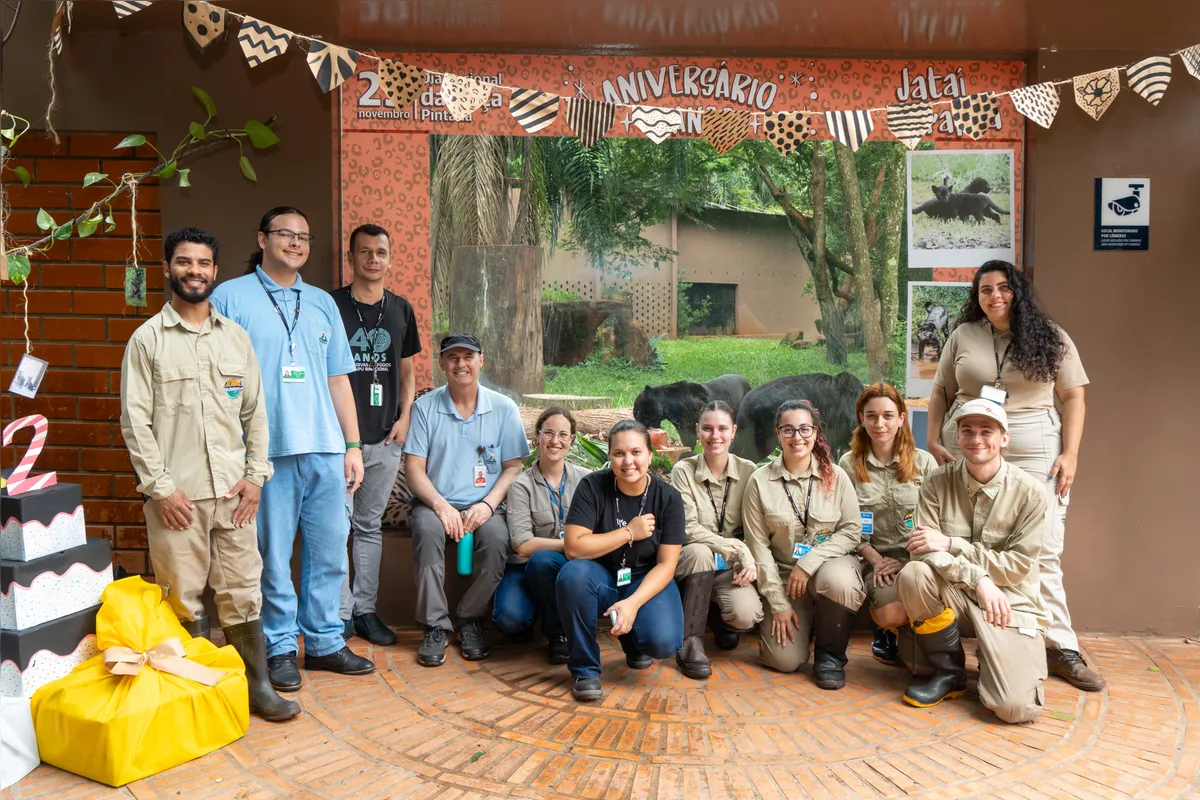 Equipe do Refúgio Biológico Bela Vista