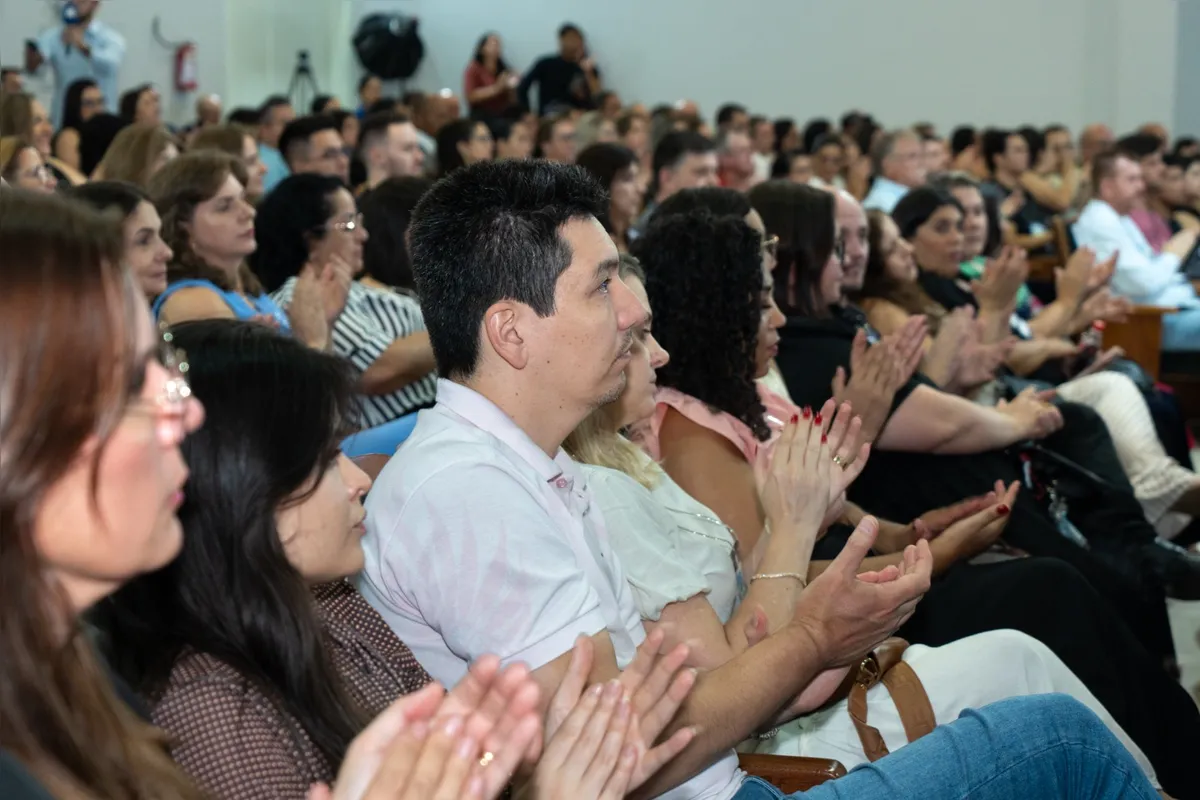 Imagem ilustrativa da imagem Itaipu e AMP promovem formatura de 600 servidores públicos