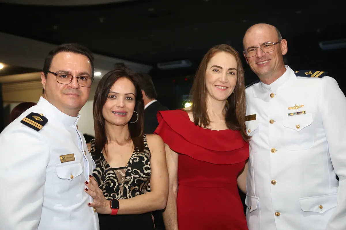 Capitão Peterson e Ana FLávia, Capitão Marcelo Ecco e Leila Simone