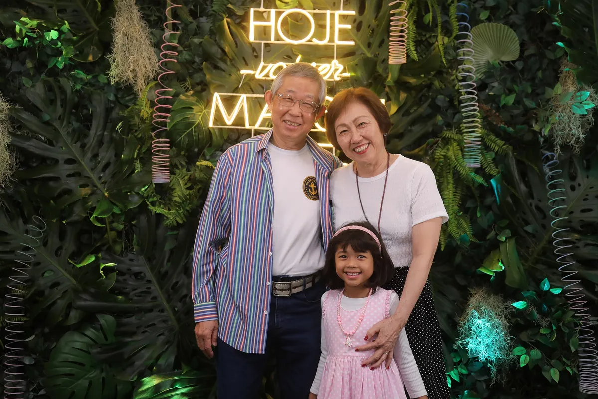 Eduardo e Sônia Nagao com a neta Duda