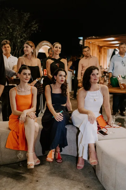 Natália Zundt, Jihana Rosa, Andreza Fabiana e as irmãs Renata e Fernanda Nabhan estiveram entre as convidadas da noite