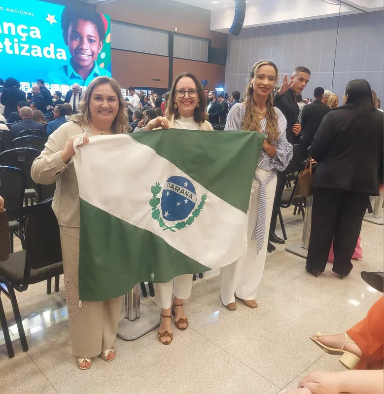 Imagem ilustrativa da imagem Londrina e municípios da região têm o Selo Ouro de Alfabetização