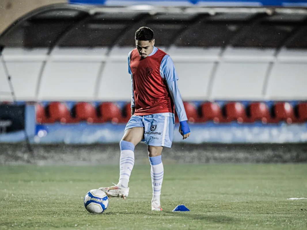 Iago Teles tem sido um dos principais jogadores do LEC nesta série C e volta ao time na segunda, contra o Tombense