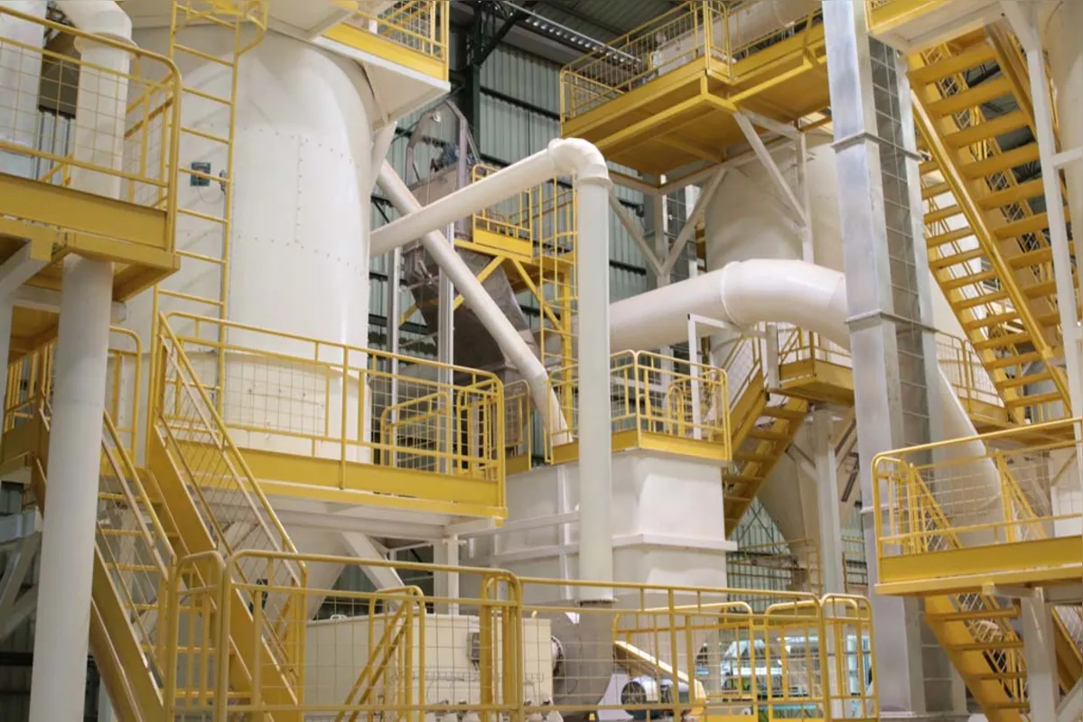 Unidade de produção da linha pet da Integrada, em Londrina