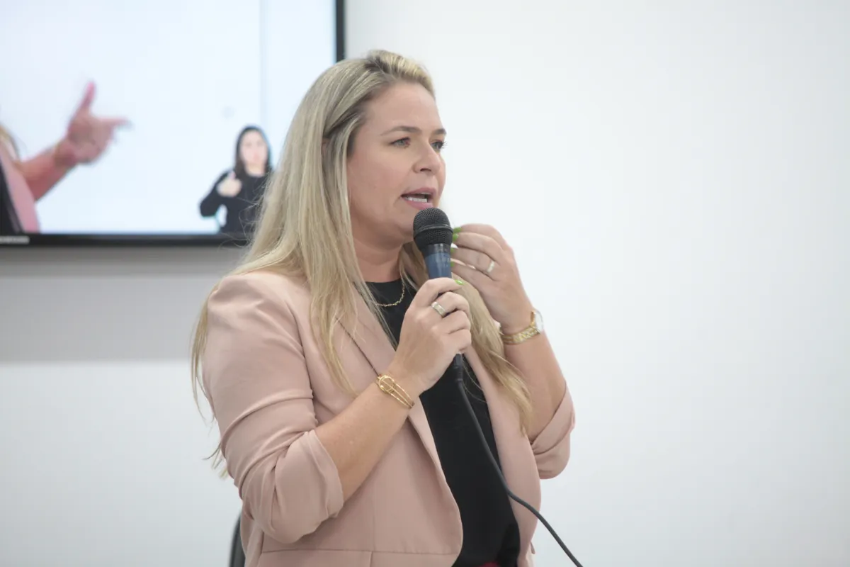 'Eu sou um voto vencido dentro da comissão. Por que esse voto causa tanto espanto?', questionou Lu Oliveira