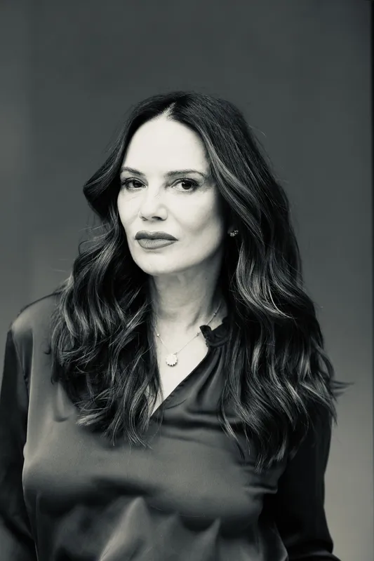 Luiza Brunet propõe uma ouvidoria ativa nas empresas para que as mulheres possam  falar sobre os problemas que passam, incluindo a violência doméstica