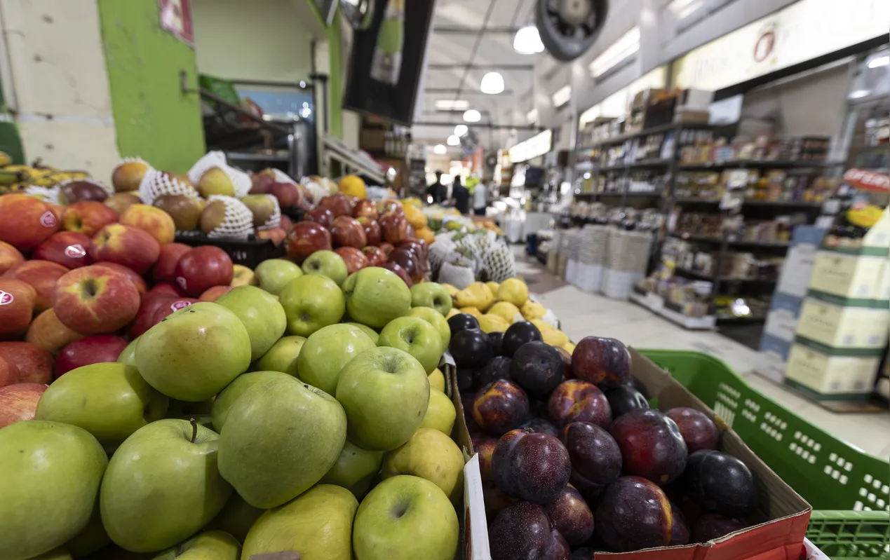 As frutas de qualidade são destaque e uma lembrança de como o centro de compras iniciou suas atividades em 1968