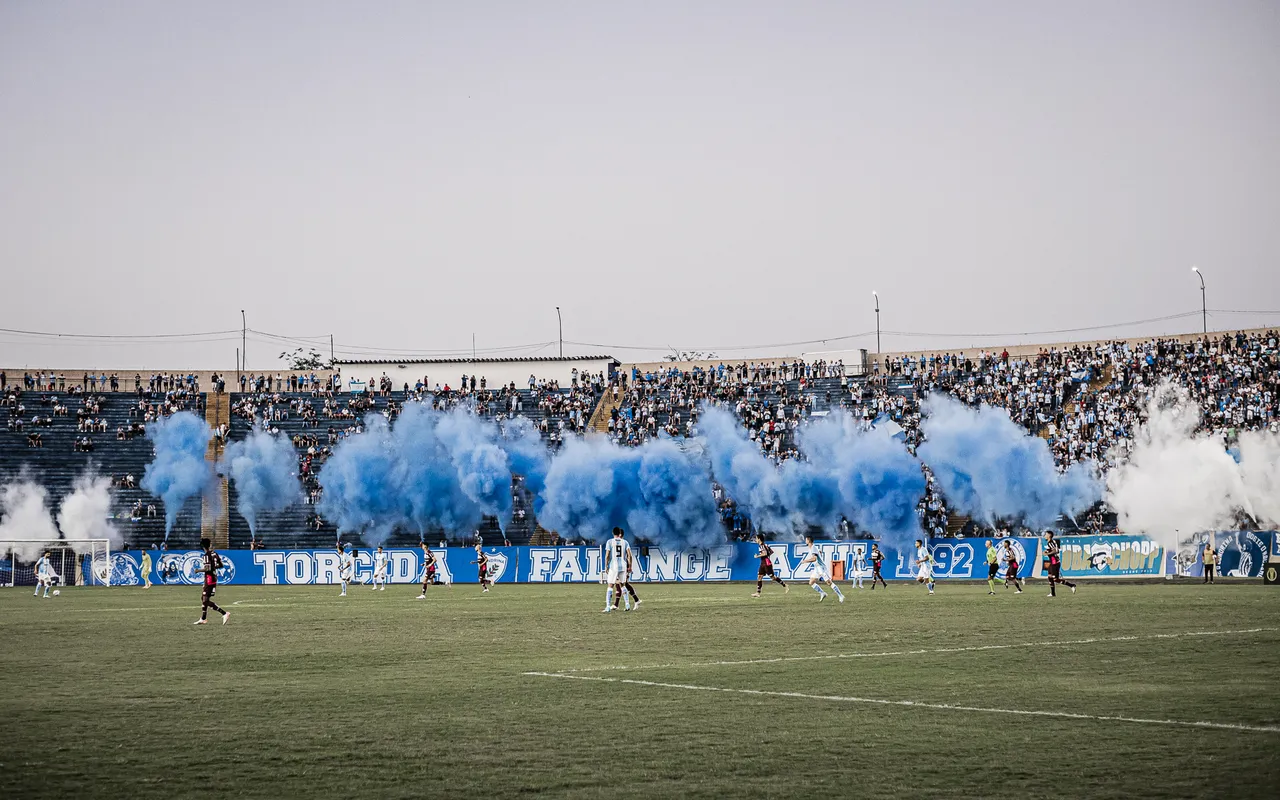 Torcida voltou a comparecer em maior número ao estádio do Café em 2024: LEC teve a sétima melhor média de público da Série C