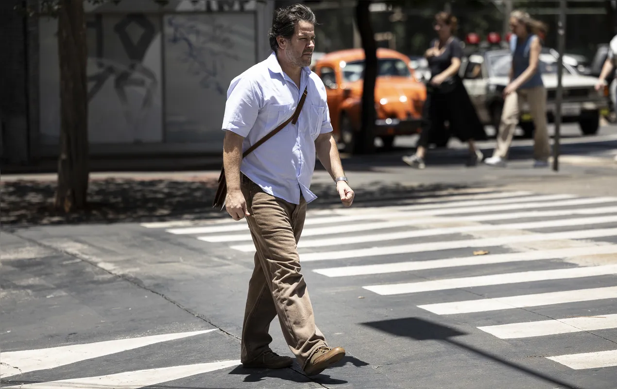 Murilo Benício nas imediações da FOLHA: primeiras cenas com o ator em Londrina foram gravadas neste domingo (1)