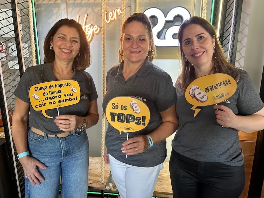 A diretoria de eventos: Marisa Furlan, Paola Crepaldi e Viviane Batista
