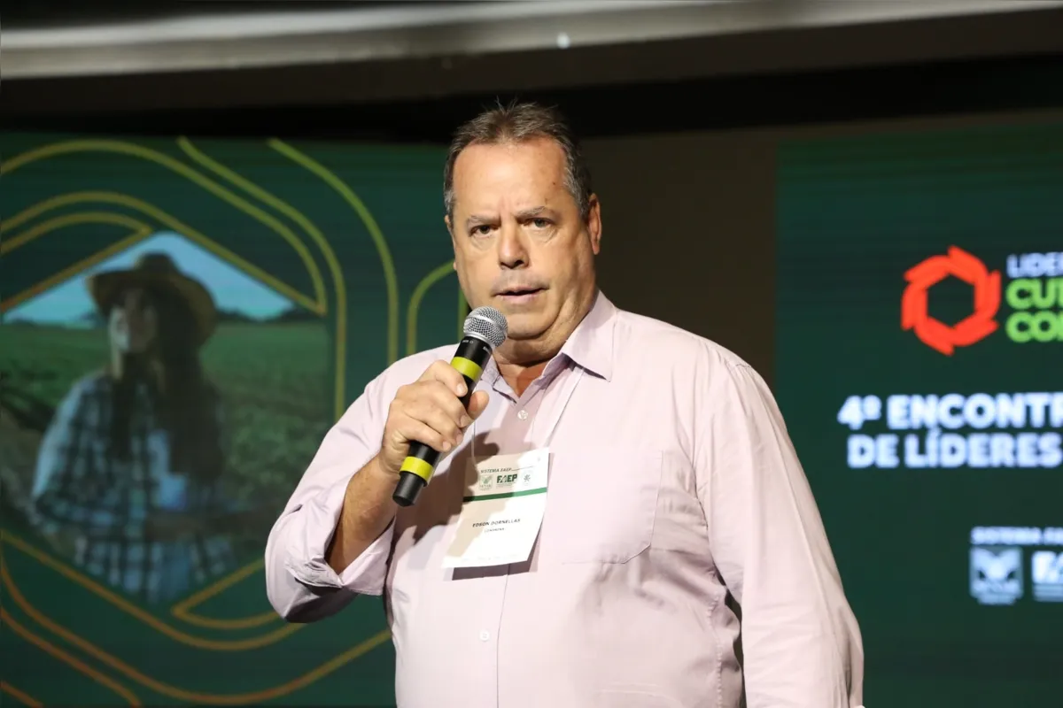 Imagem ilustrativa da imagem Na posse como novo secretário, Canziani mostrou seu prestígio