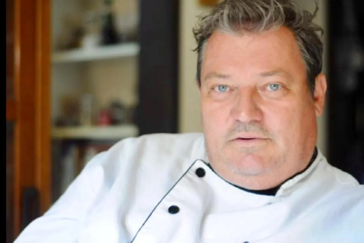 Marcello Sokolowski diz que saber lidar com imprevistos também é habilidade de um chef: "E se acabar a água? E se acabar a lagosta?"