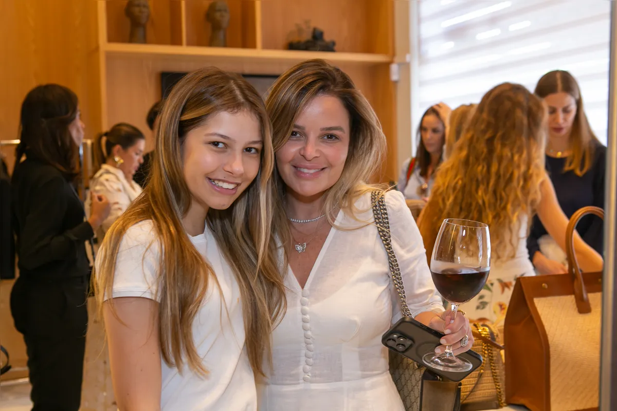 Sofia e Carol Jannani