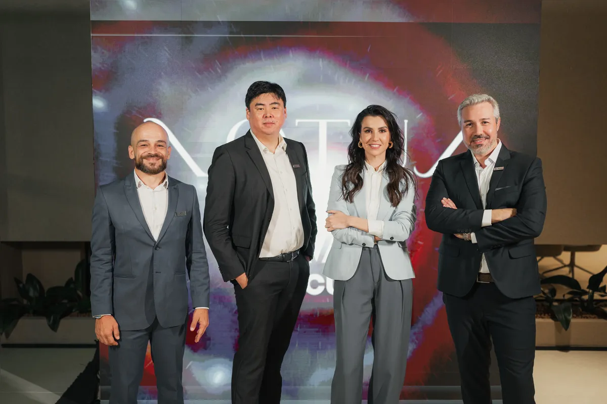 Eduardo Cesar Perezin, Gustavo Kuromoto, Lorena Spada e Thiago Zanluchi