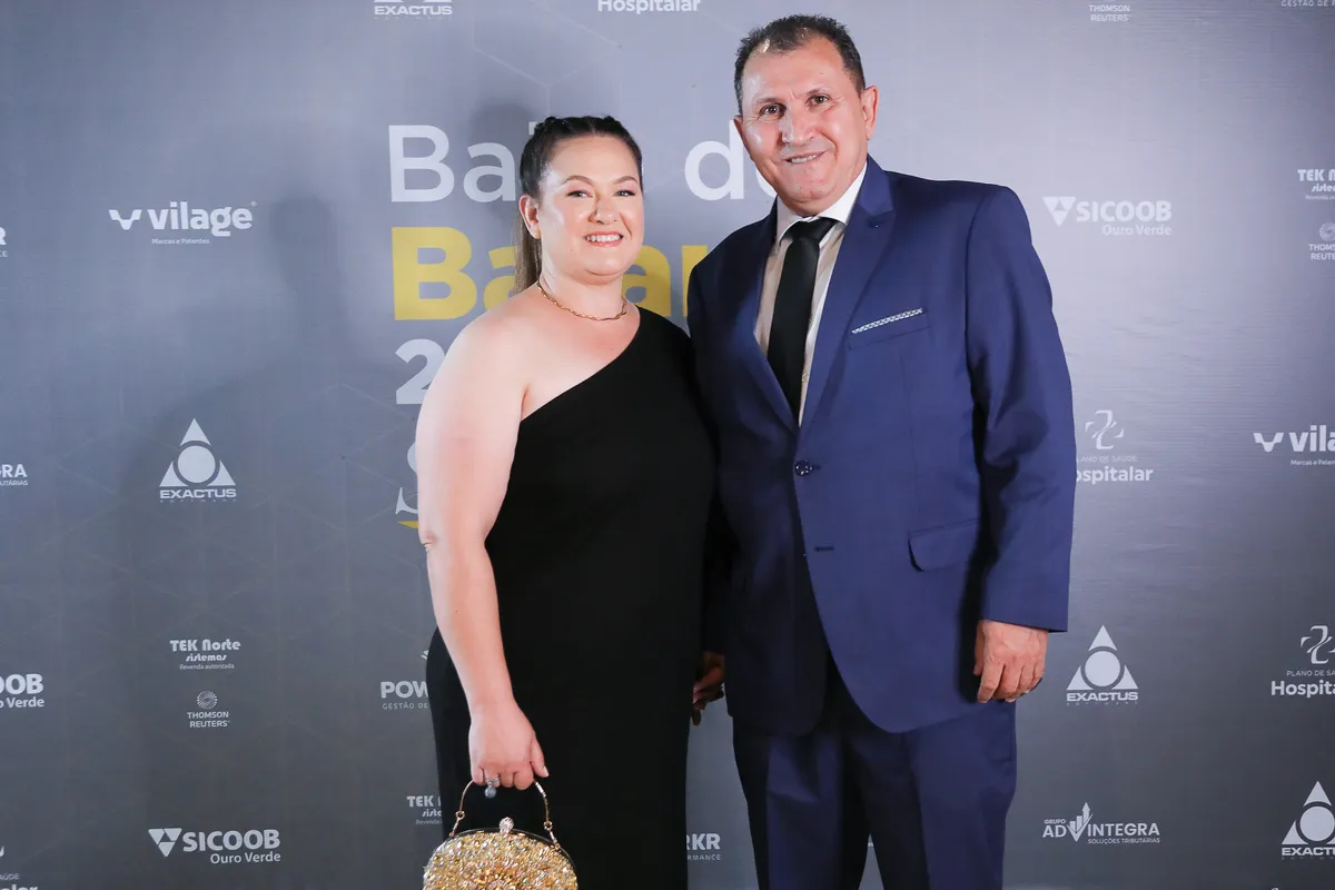 O 1º vice-presidente do SESCAP-LDR, Marcos Ferreira com sua esposa Sônia Ferreira.