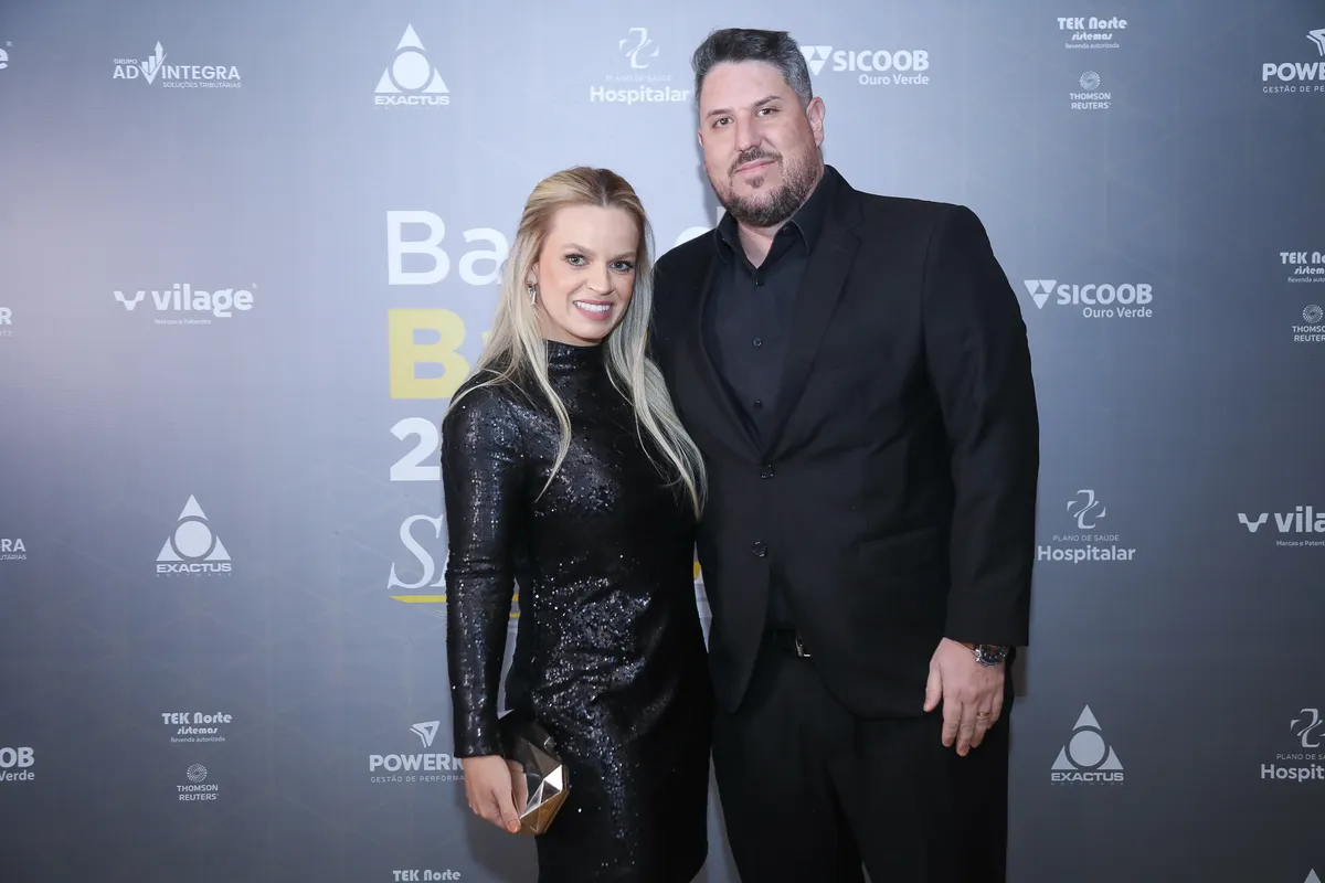 O diretor financeiro do SESCAP-LDR, Emerson Agra com sua esposa Poliana Bignardi.