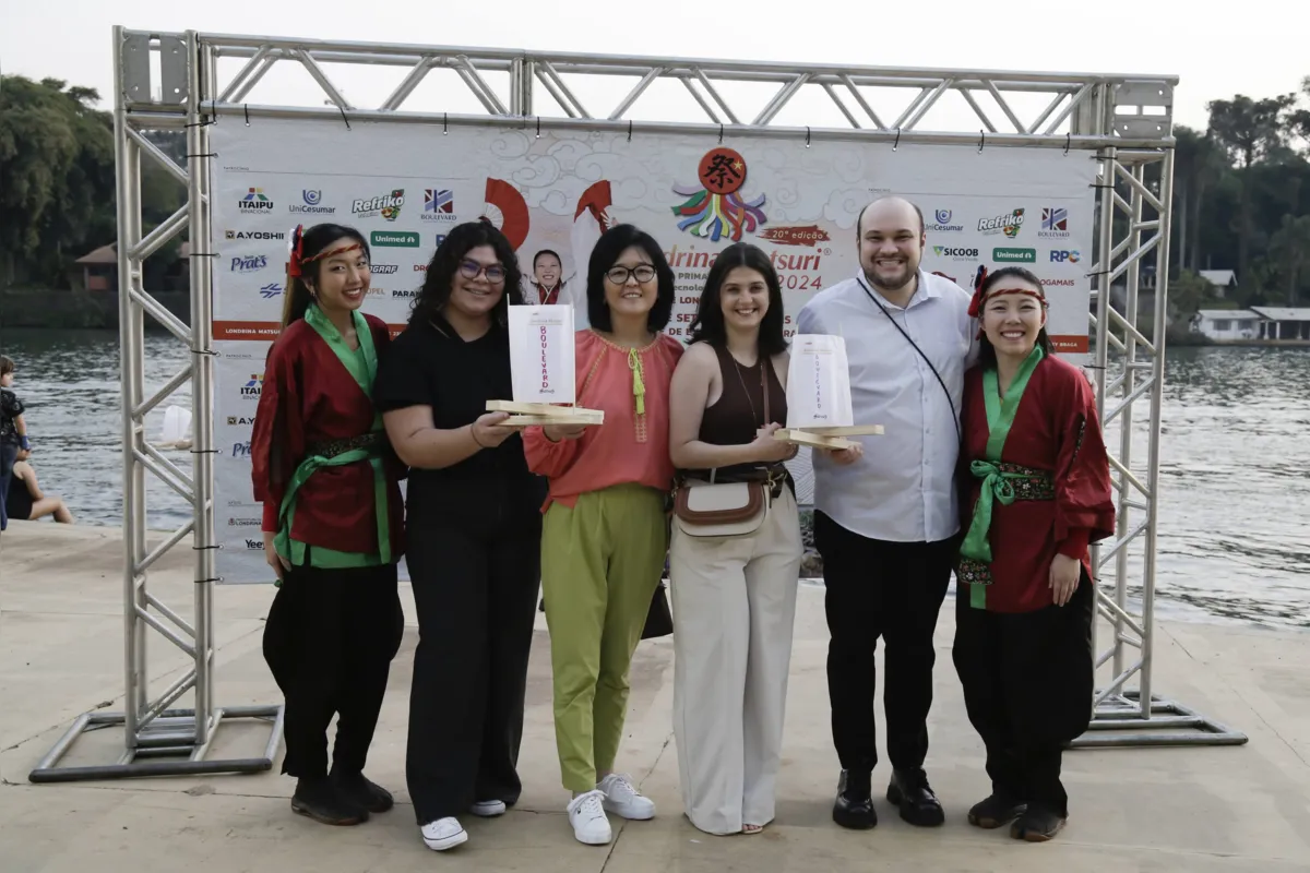 Tânia Hara e equipe do Boulevard Shopping
