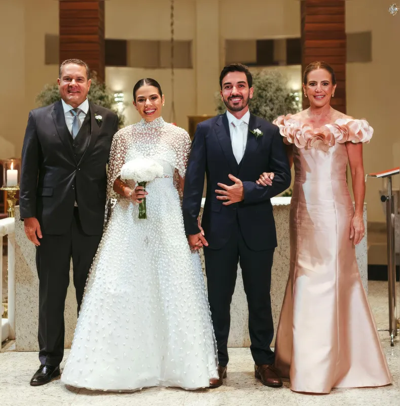 Alex Medeiros e Valeria Medeiros, pais da noiva