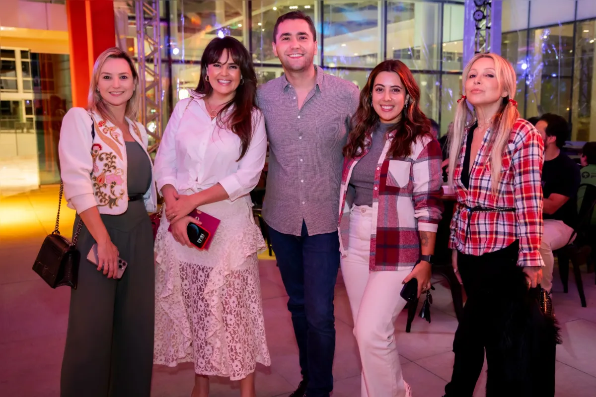 Sabrina Rui, Marcele Poiani, Felipe Casas, Carol Canei e Cris Fontoura
