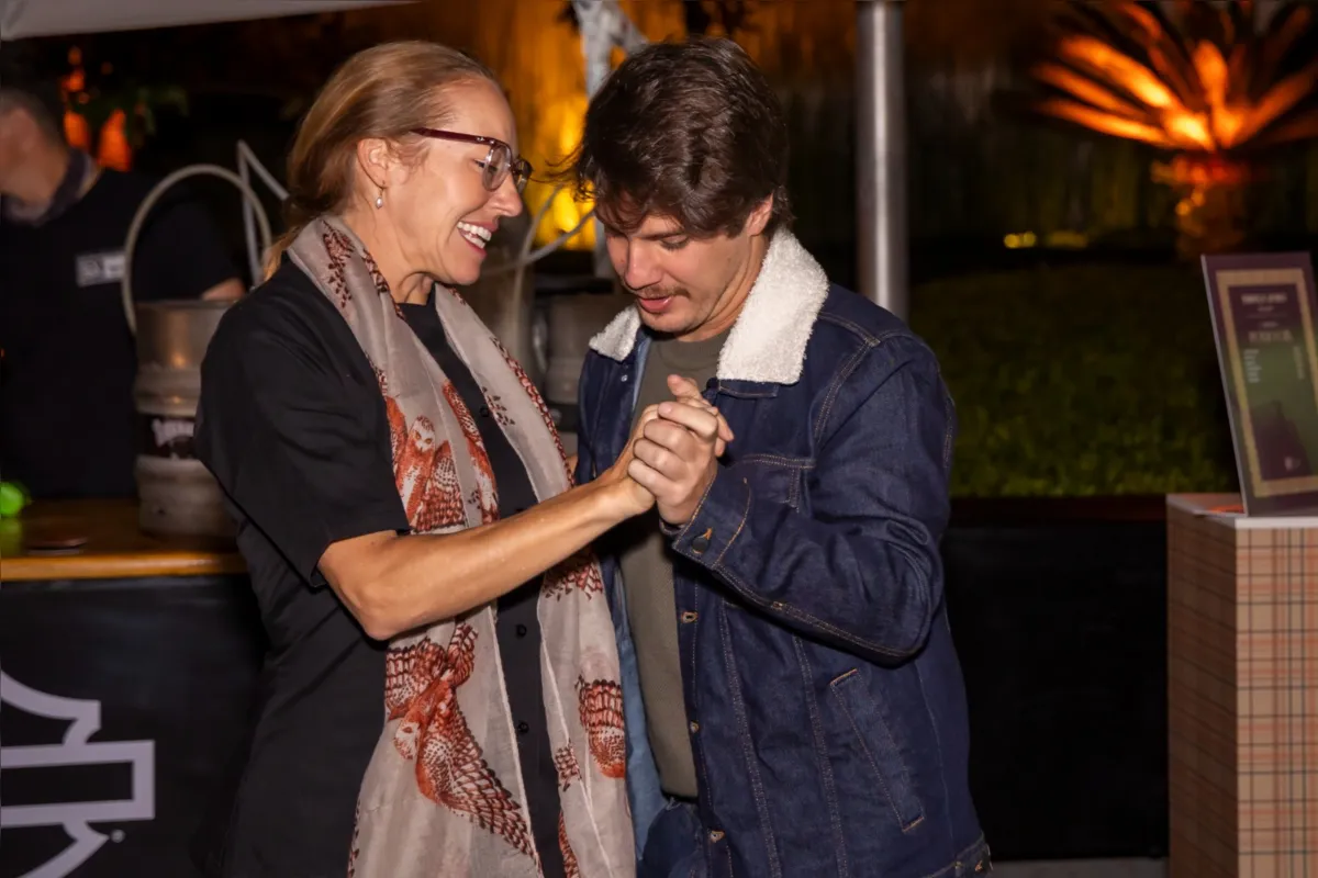 Gabriela Carvalho e Vitor Bourguignon