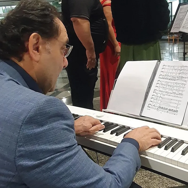 O maestro Alessando Sangiorgio participou do projeto que foi realizado em Londrina e  Maringá ao logo do ano