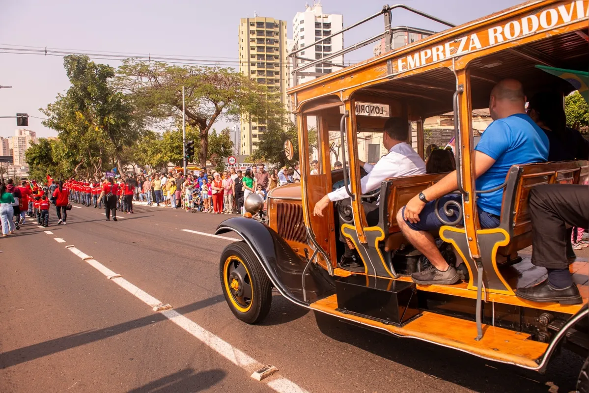 A lendária Catita, que iniciou a história do transporte coletivo em Londrina