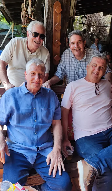 Kais Marcondes, o aniversariante Rafael Sapia, Pio Gomes de Oliveira e Mauricio Cardoso