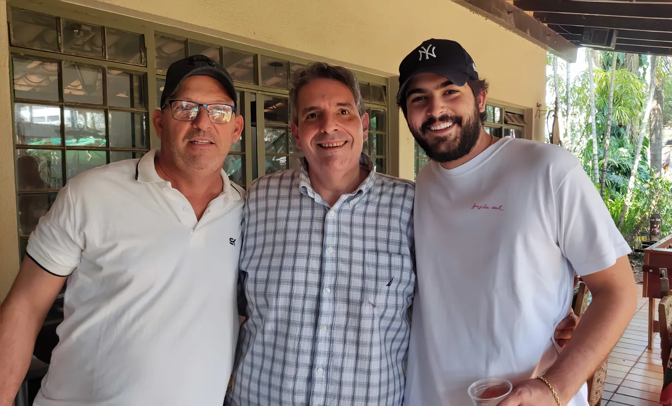 Márcio Pozzobom, o aniversariante e Pedro Senedese Lara