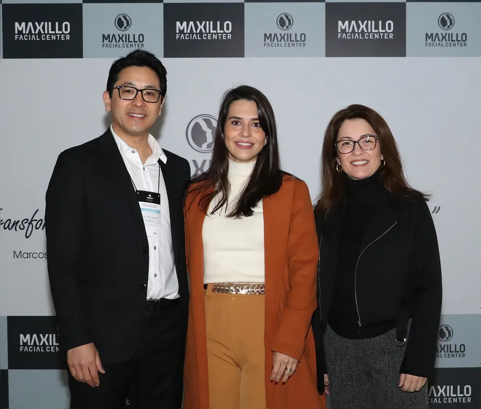 Dr. Marcos Guskuma, Dra. Lorenna Guskuma e Dra. Anne Mantovani, anfitriões e idealizadores do Meeting.