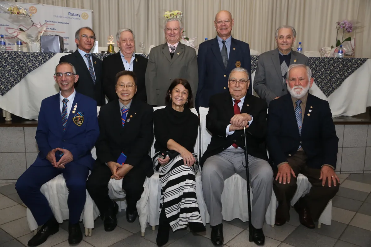 O Colégio de Governadores reunido: Claudinei de Oliveira, José Pelayo Sanches, Moacir Tonin, Osvaldo Santos Jr, Antônio Ferreira, Renato Rezende Egea, Paulo Watanabe, Irma Oricolli, Gerson Gonçalves e Otávio Scandelae
