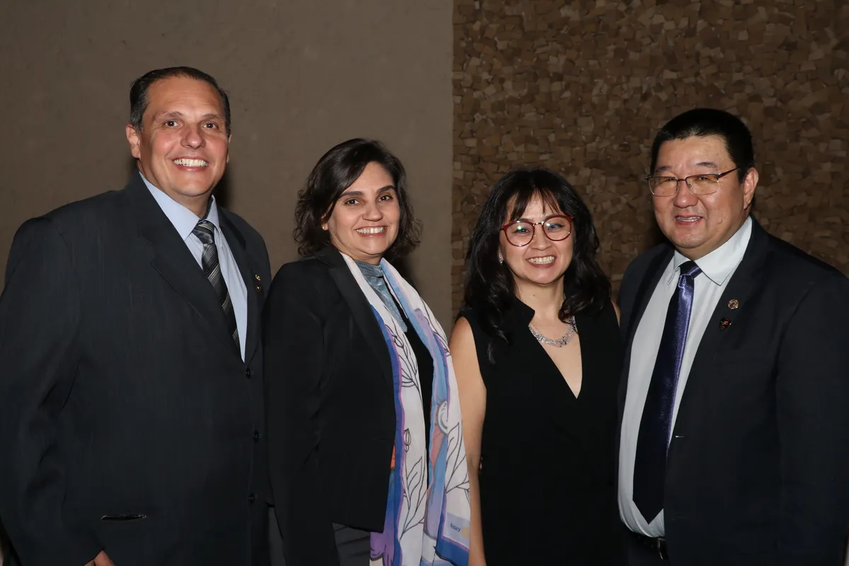 Sérgio Sambatti , Cassia Sambatti , Grace Koakutsu e Edson Koakutsu