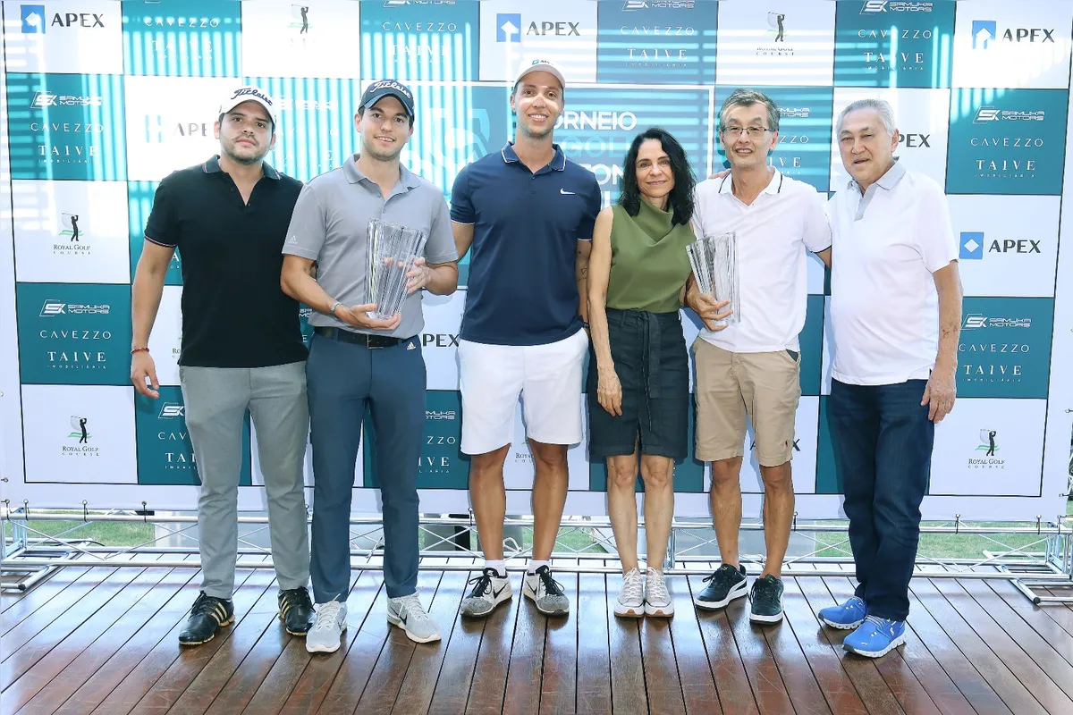 Thiago Takemura, João Paulo Albuquerque (campeão categoria convidados), Pedro Petris (Diretor APEX e afilhado de Takemura), Nádia Takemura, Ricardo Nakamura (campeão categoria Médicos) e o doutor Miguita.