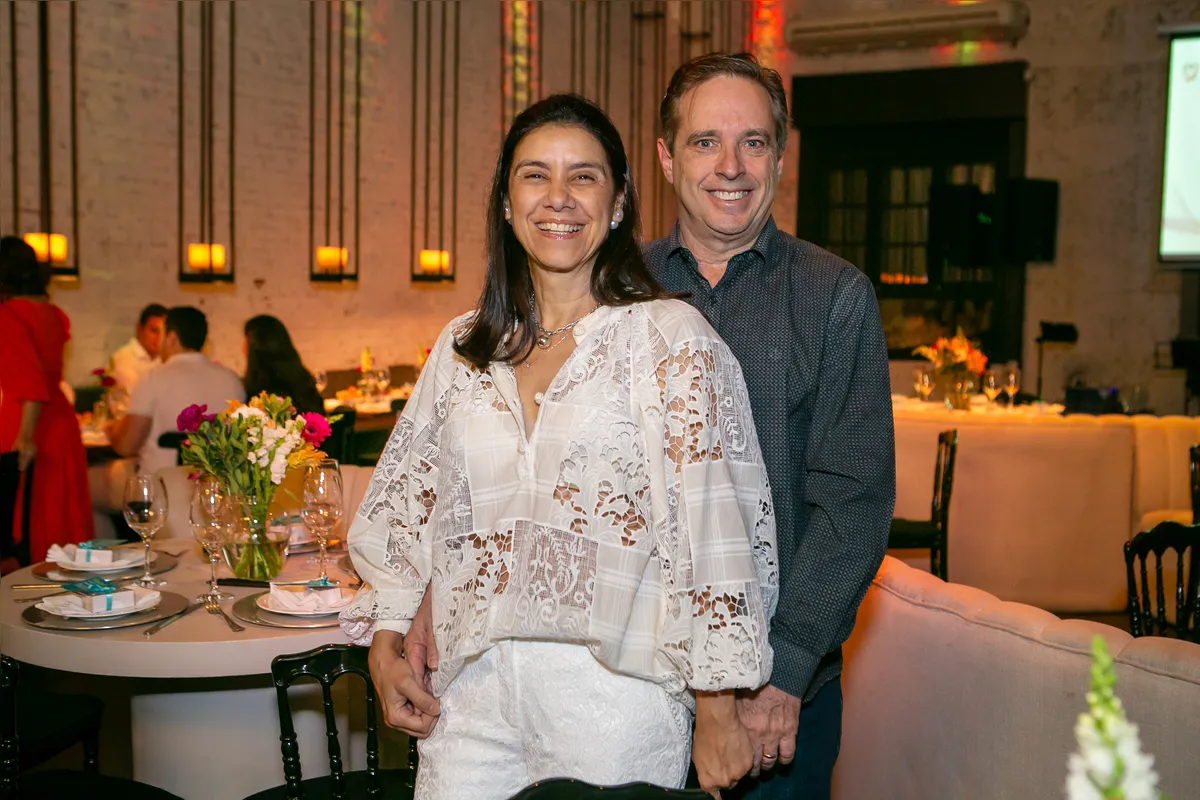 Fabíola e Carlos Paralego