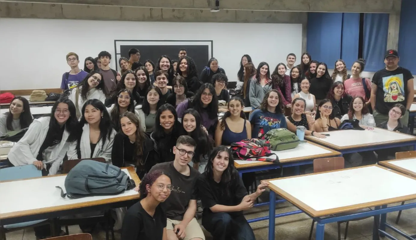 Iniciativa reúne cerca de 60 alunos de quatro cursos