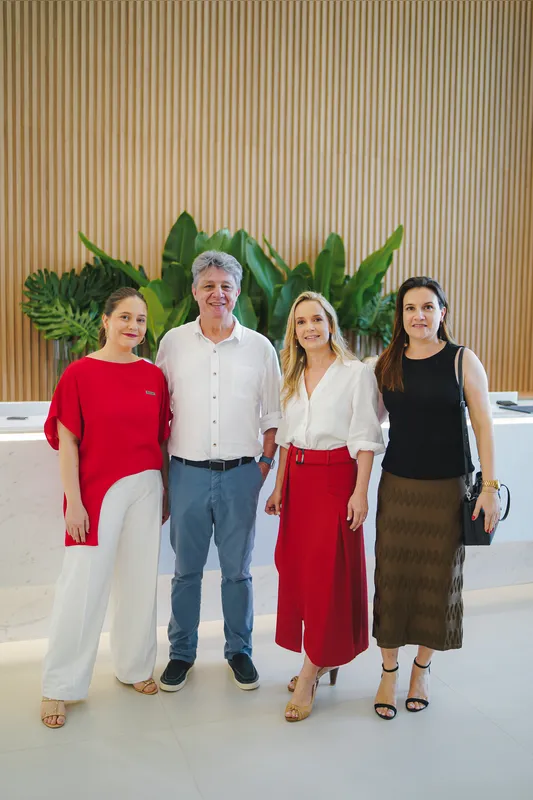 Ana Paula Galindo, Brasil Alvim Versoza, Larissa Galindo e Ticiana Galindo