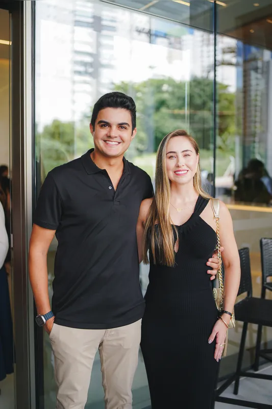 Leonardo Sanches e Marcela Botelho da Leanwork Group