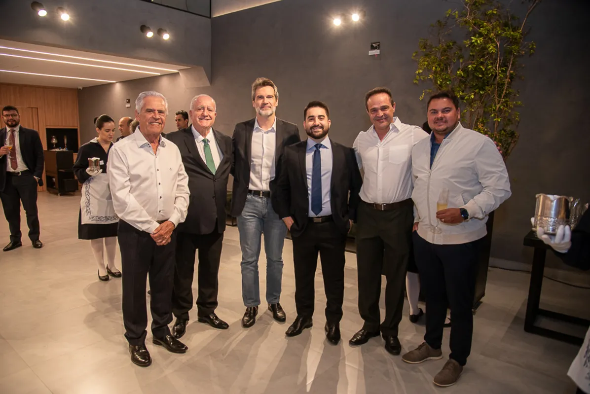Paulo Ferreira Muniz, Ciro Rocha, Guilherme Augusto Hille, Victor Hugo Rocha, Rogério Casagrande Muniz e José Carlos Neves Junior