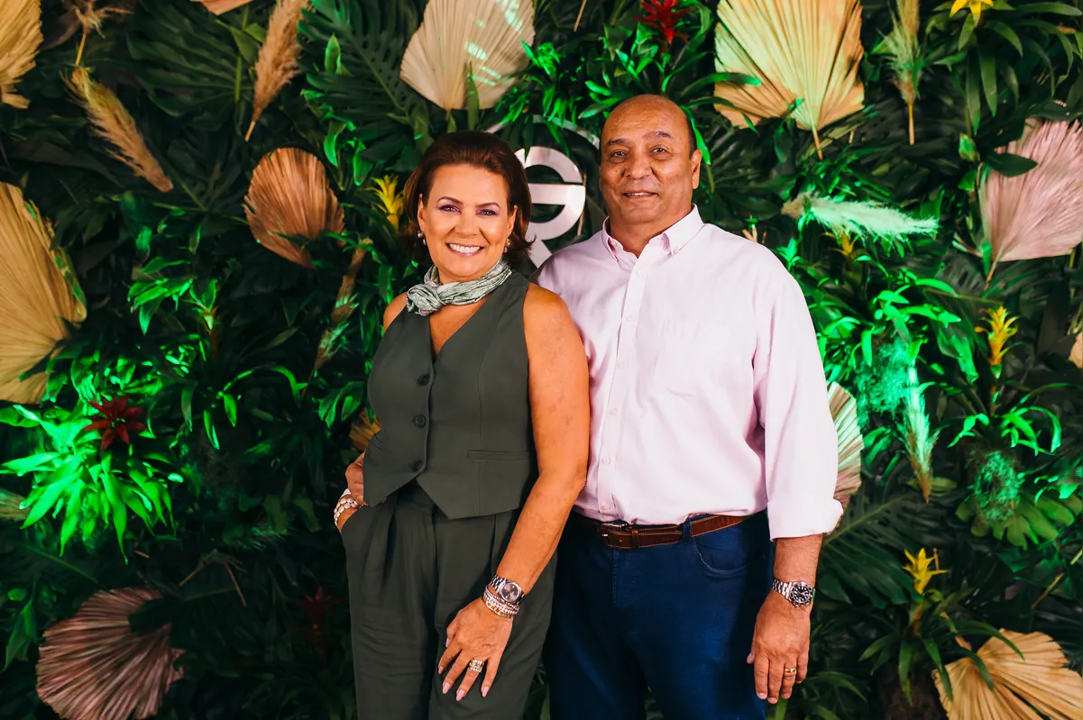 O presidente da Sociedade Rural do Paraná, Marcelo El-Kadre, e a esposa, Elaine Parra El-Kadre