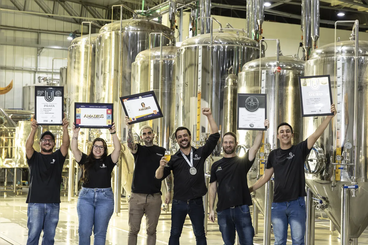 As cervejas da Amadeus colecionam prêmios e a sensação do momento é a Pumpkin Ale, feita com abóbora e ainda leva cravo e canela na receita