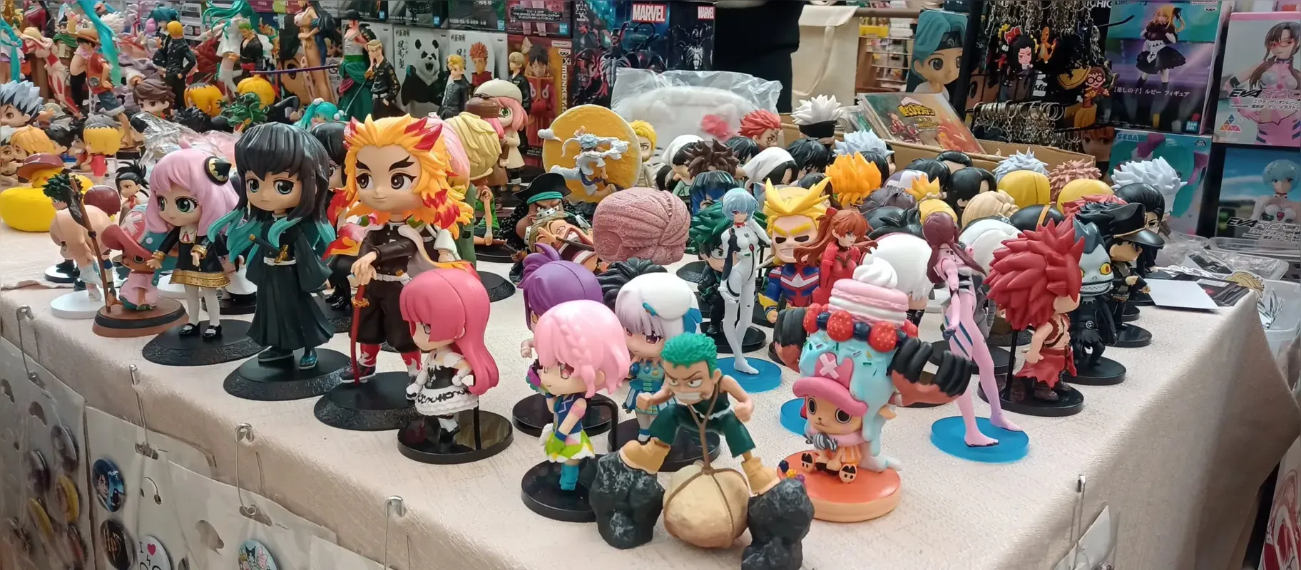Imagem ilustrativa da imagem Shopping de Londrina é 'invadido' por cosplayers