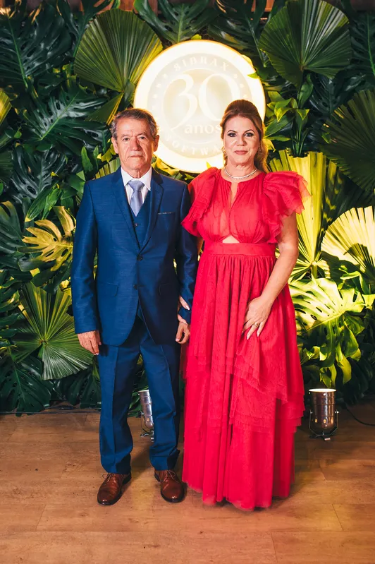 Sr. Osvaldo Lima e sua esposa, Chrystiane Vollertt