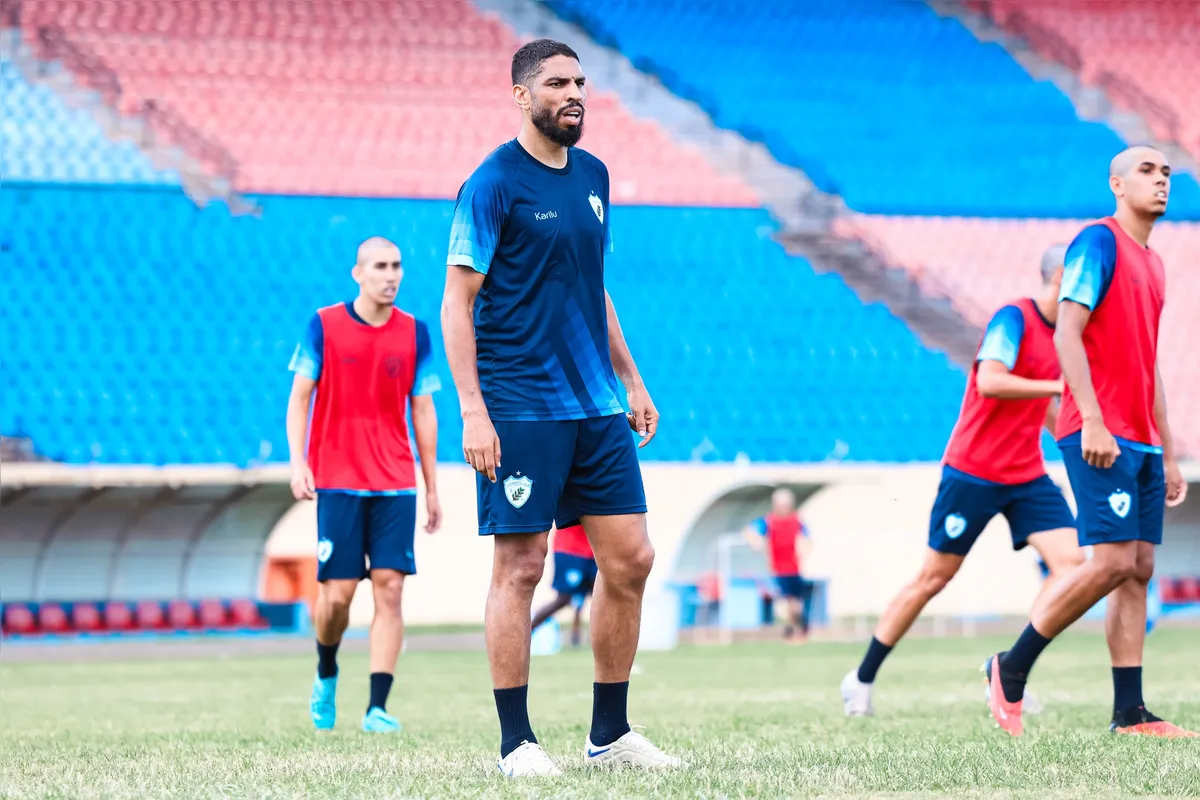 O Londrina contra com o experinte Wallace para segurar o ímpeto do jovem time do Coritiba