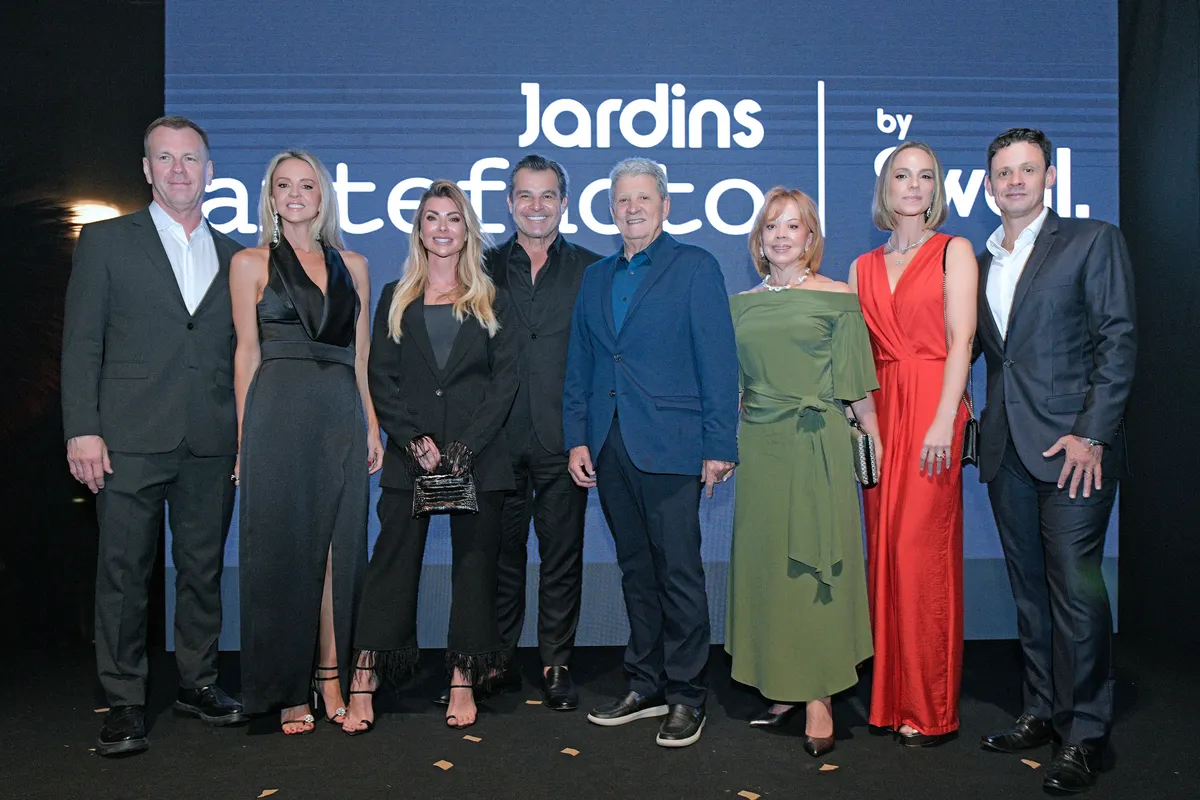Eduardo Muniz e Vanessa Pissetti, Bruna e Paulo Bacchi, Airton e Mirtes Pissetti, Christiane e Leonardo Pissetti
